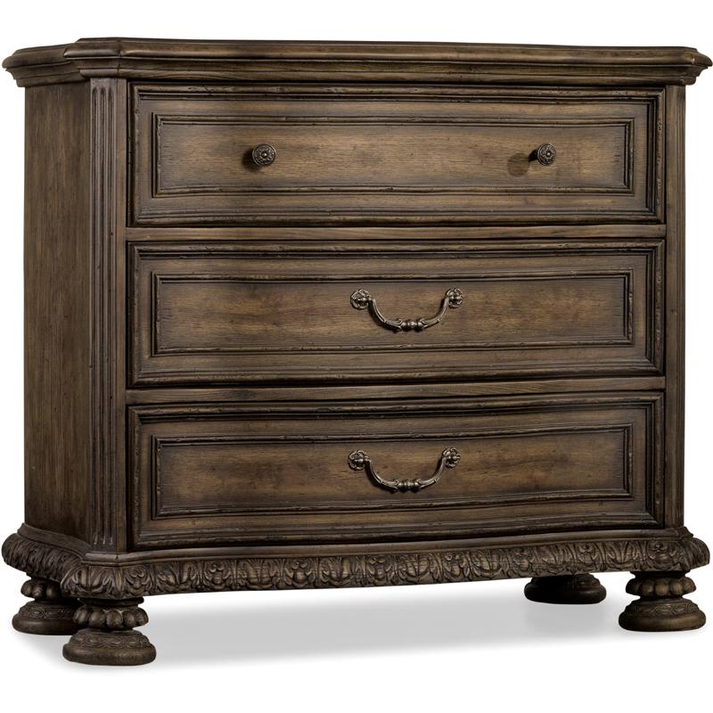 Hooker Furniture 5070-90017 Rhapsody Bachelors Chest IMAGE 1