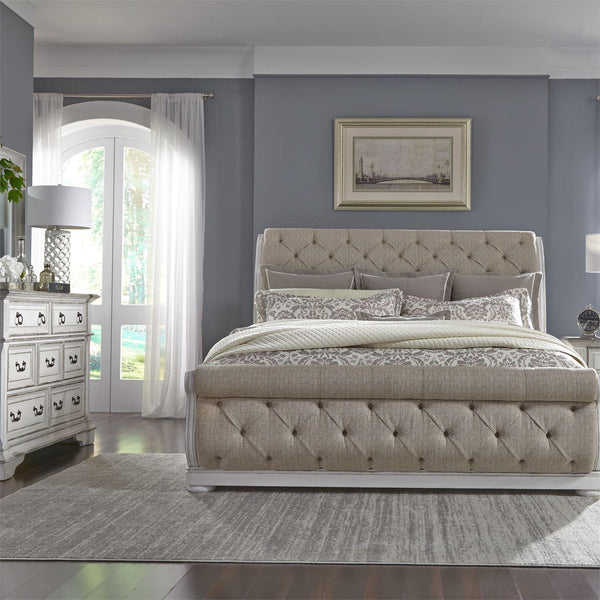 Liberty Furniture Industries Inc. Abbey Park 520-BR-CSLDM 5 pc California King Upholstered Sleigh Bedroom Set IMAGE 1