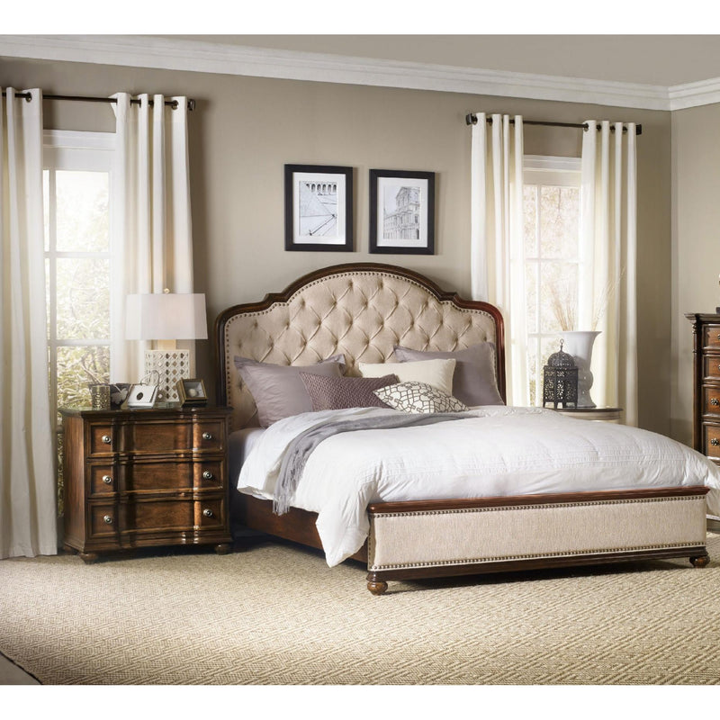 Hooker Furniture 5381-90950 Leesburg Queen Upholstered Bed with Wood Rails IMAGE 2