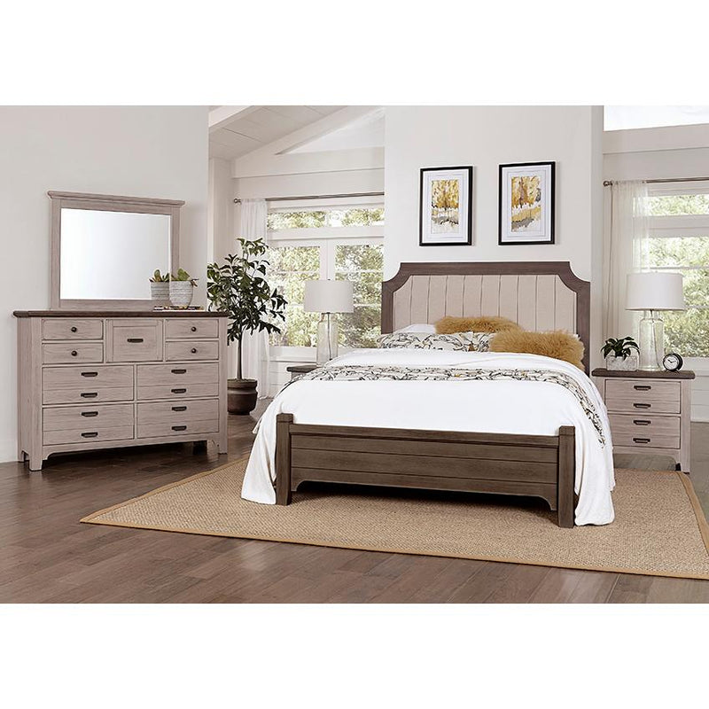 Vaughan-Bassett Bungalow Queen Upholstered Panel Bed 740-551/740-855/740-922 IMAGE 6