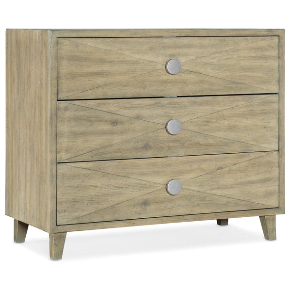 Hooker Furniture 6015-90017-80 Surfrider Bachelors Chest IMAGE 1