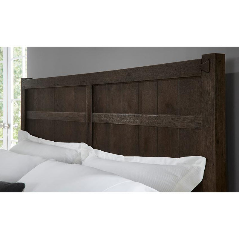 Vaughan-Bassett Dovetail Queen Poster Bed 750-559/750-955/750-922 IMAGE 2