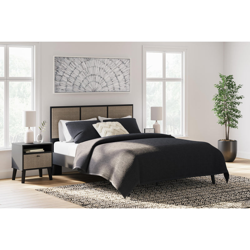 Signature Design by Ashley Charlang Queen Panel Bed EB1198-157/EB1198-113 IMAGE 6