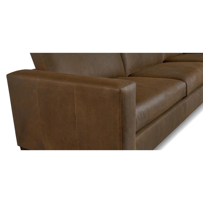 Bassett Weldon Leather 2 pc Sectional Weldon 3129-RCSECTL Leather Right Chaise Sectional - Brown IMAGE 5