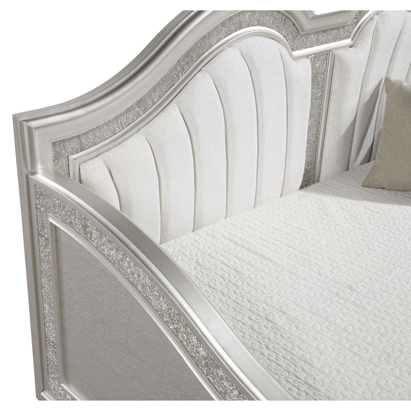 Coaster Furniture Evangeline 360121 Upholstered Twin Daybed with Faux Diamond Trim - Silver/Ivory IMAGE 11