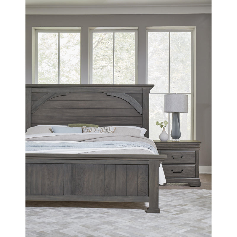 Vaughan-Bassett Vista 772 Queen Mansion Bed - Grey Oak IMAGE 2