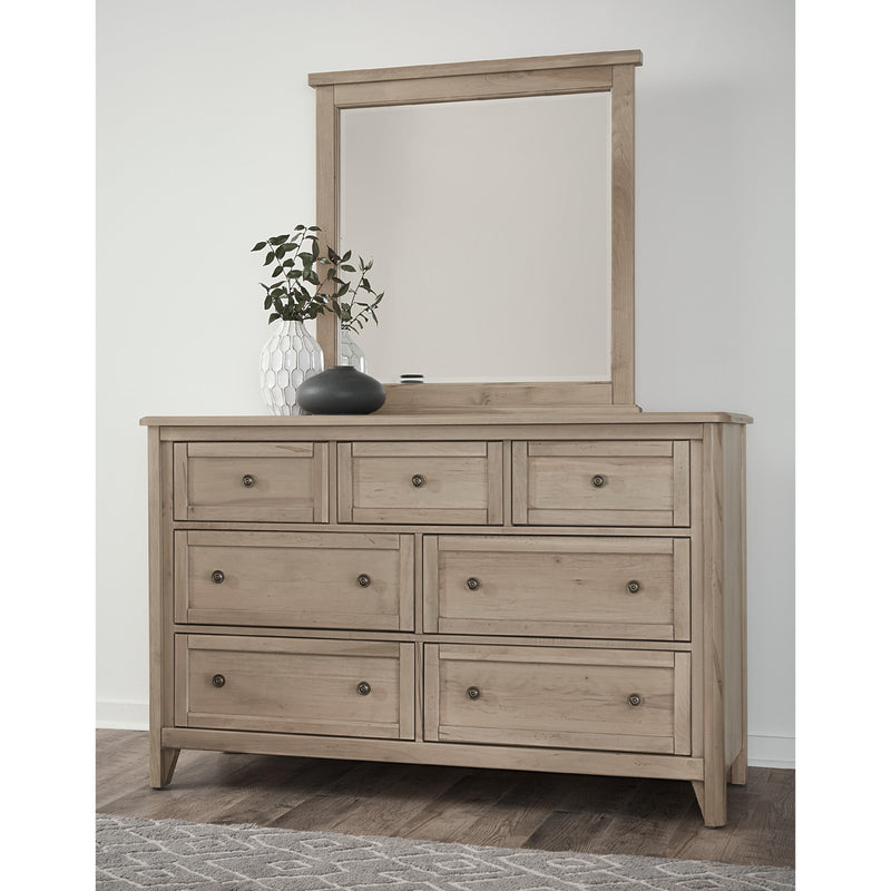 Vaughan-Bassett Woodbridge 822-003 7 Drawer Dresser - Clear Maple IMAGE 2