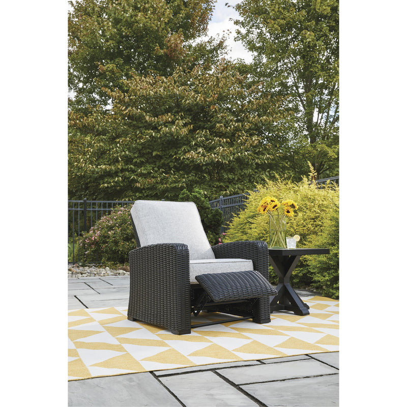 Signature Design by Ashley Outdoor Seating Recliners P792-825 IMAGE 14